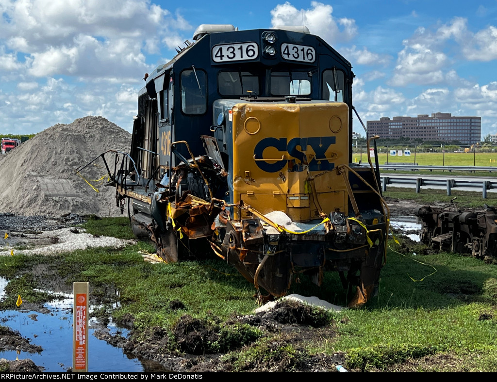 CSX 4316 in Miami